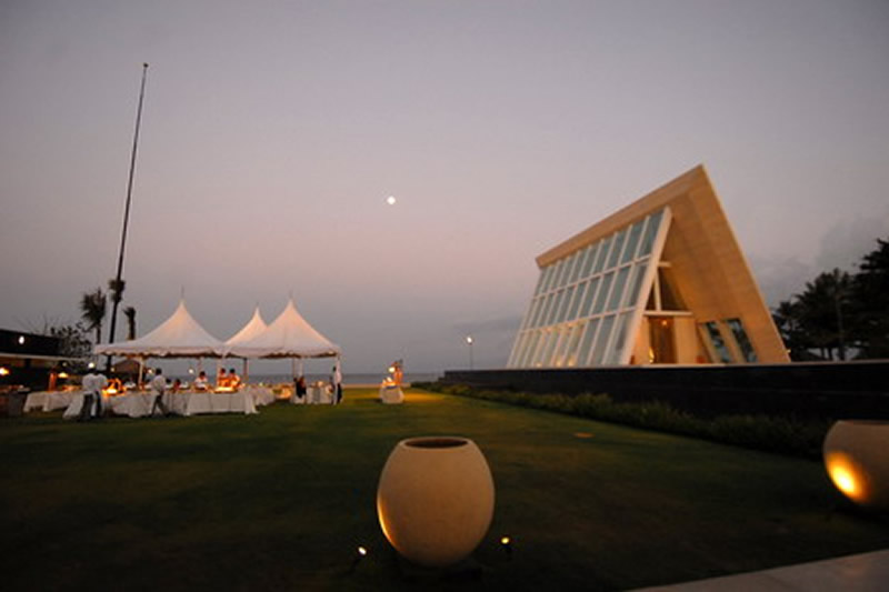 hotel conrad